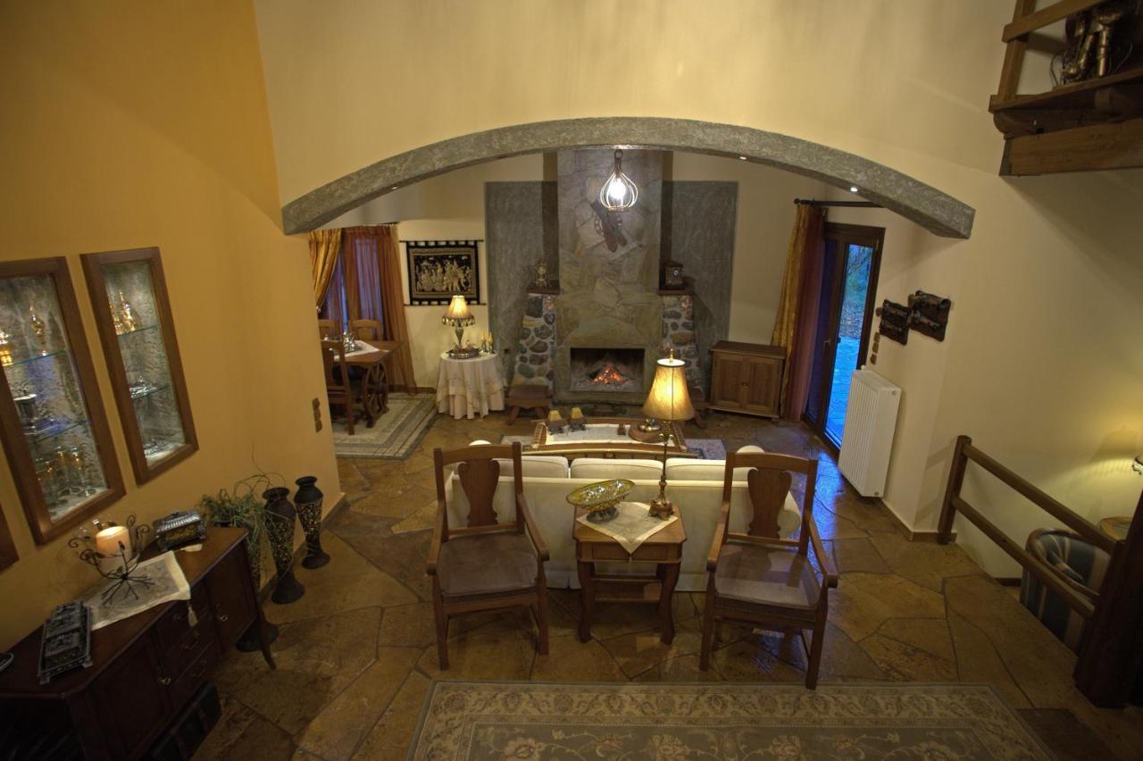 הוילה יואנינה Wood And Stone מראה חיצוני תמונה